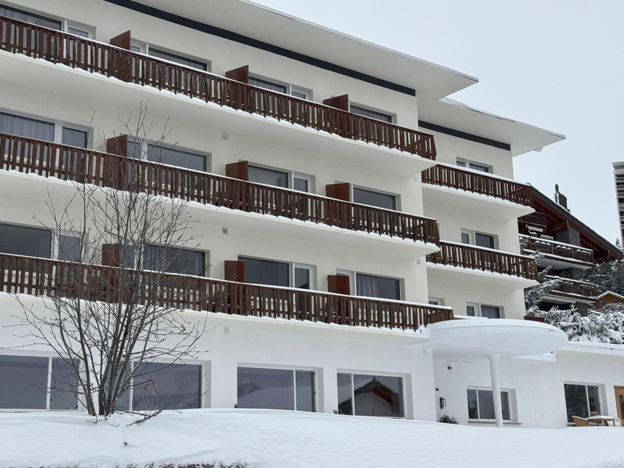 Crans Montana Suites Экстерьер фото